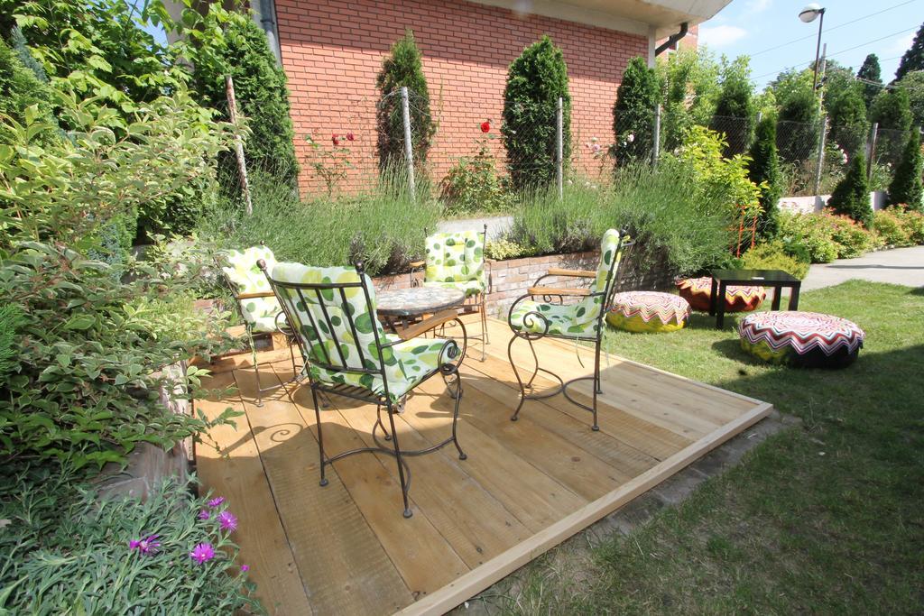 Dolce Vita Luxury Suites Belgrad Exterior foto