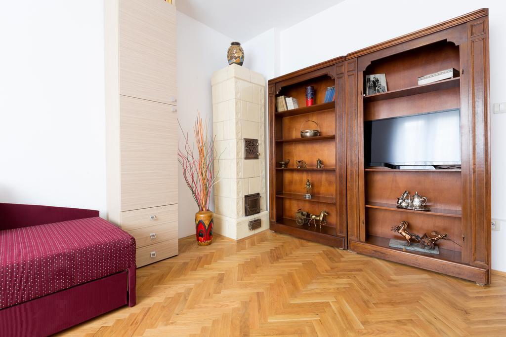 Dolce Vita Luxury Suites Belgrad Exterior foto